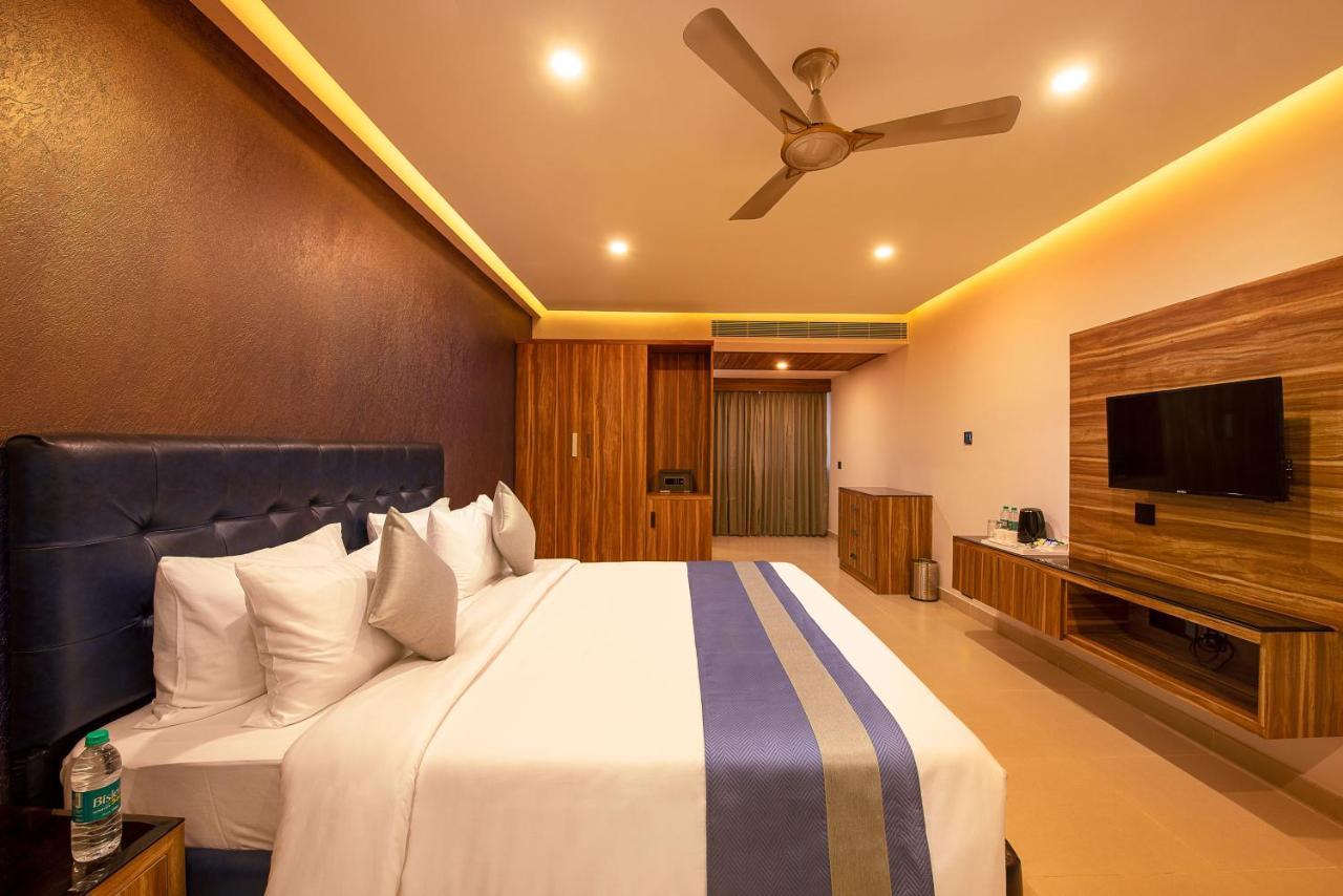 Hometown Galleria Manipal Exterior photo
